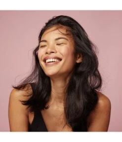 Queenie Laque Cheveux -Soins Capillaires Boutique 9333478002742 visual