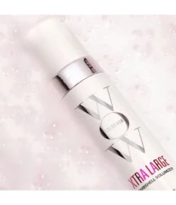 Color WOW Xtra Large Bombshell Volumizer Mousse Coiffante -Soins Capillaires Boutique color wow xtra large bombshell volumizer schaumfestiger 200 ml 5060150185663 visual3
