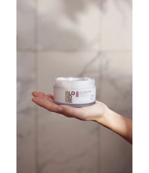 Schwarzkopf Professional BlondMe All Blondes Light Soin Capillaire 4 Schwarzkopf Professional BlondMe All Blondes Light Soin Capillaire – Image 2